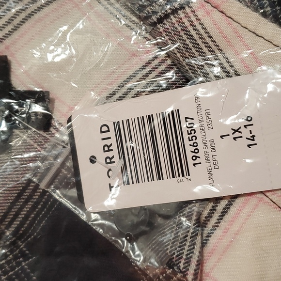 ❤NWT VINTAGE TORRID FLANNEL SHIRT - MUSHROOM PLAID - BUTTONS - DROP SHOULDER - Picture 8 of 13